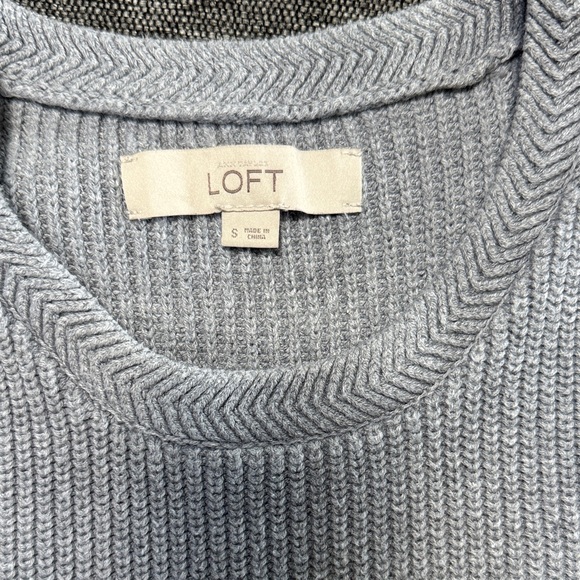 LOFT Women's Light Gray Knit Tank Top - Picture 3 of 3